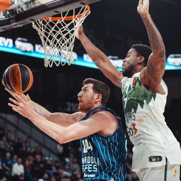 🇹🇷Anadolu Efes’ten üst üste 2. zafer!
