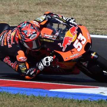 Milli motosikletçimiz Deniz Öncü, Dünya Moto2 Şampiyonası’nın 2026 sezonunun ilk yarışına hafta sonu Tayland’da çıkacak.