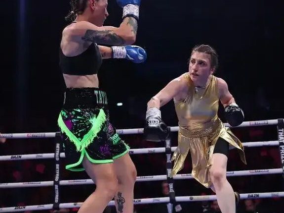 🇹🇷🥊Elif Nur Turhan IBF Dünya Şampiyonu!