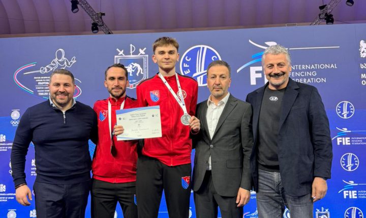 🇹🇷 Candeniz Berrak’tan gümüş madalya 🥈