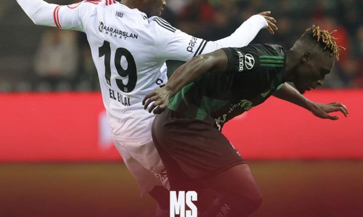 🏆⚽ Ziraat Türkiye Kupası C Grubu 3. hafta maçında Beşiktaş ile Kocaelispor 1-1 berabere kaldı.