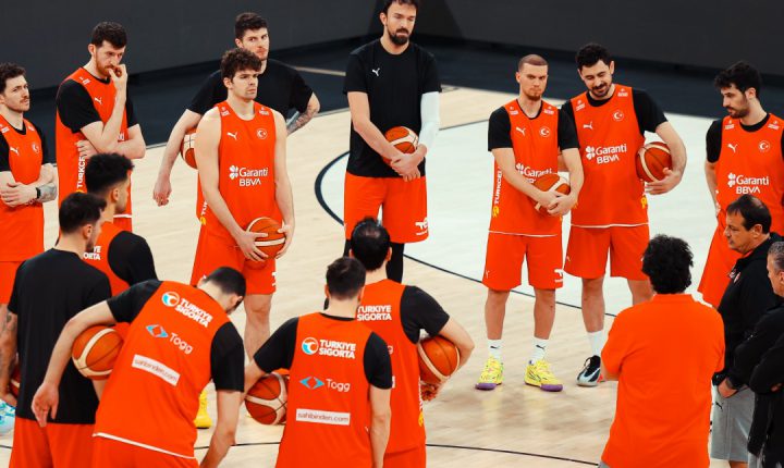 🏀 12 Dev Adam, Sırbistan maçı hazırlıklarına başladı. 🇹🇷