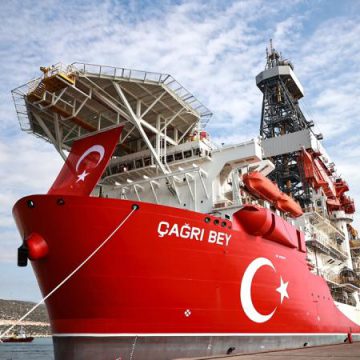 Çağrı Bey sondaj gemisi Somali yolunda