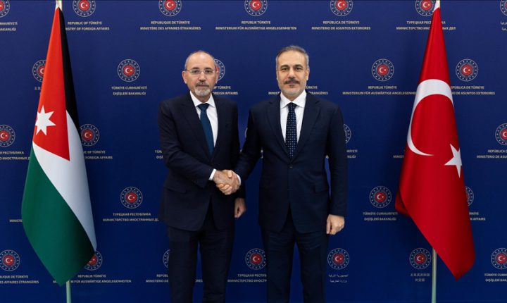 Bakan Fidan, Ürdün Dışişleri Bakanı es-Safedi ile Filistin’deki durumu görüştü