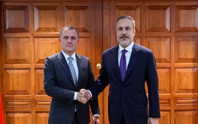 Bakan Fidan, Azerbaycanlı mevkidaşıyla görüştü
