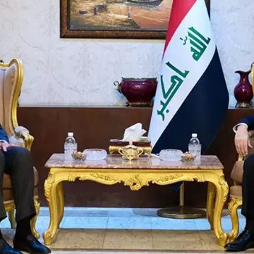 Irak Dışişleri Bakanı, ABD’nin Suriye Özel Temsilcisi Barrack ile görüştü