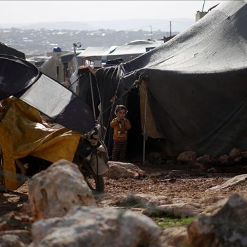 Suriye’nin kuzeybatısındaki kamplarda yaşayanlar ramazan ayına zor şartlarda giriyor