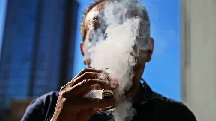 Suriye’de elektronik sigara satışı ve kullanımı yasaklandı.