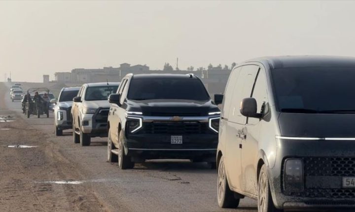 Suriye Petrol Şirketi Yetkilileri, Haseke’deki Petrol Sahalarında İnceleme Yaptı