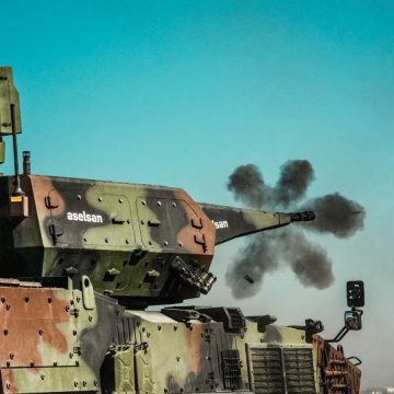 Alçak irtifada tehditlere geçit yok, gökyüzünde mutlak koruma. ➡️ASELSAN KORKUT Yakın Alan Hava Savunma Sistemi.