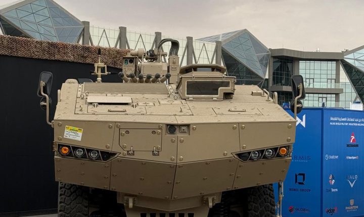 ASELSAN, WDS’te Küresel Gücünü Koreli Hanwha Aerospace Üretimi 8×8 Tigon’a Entegre SEDA 100 Akustik Atış Yeri Tespit Sistemi ile de Gösteriyor