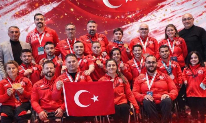 Milli Para Halterciler Avrupa’dan 20 Madalya ile Döndü