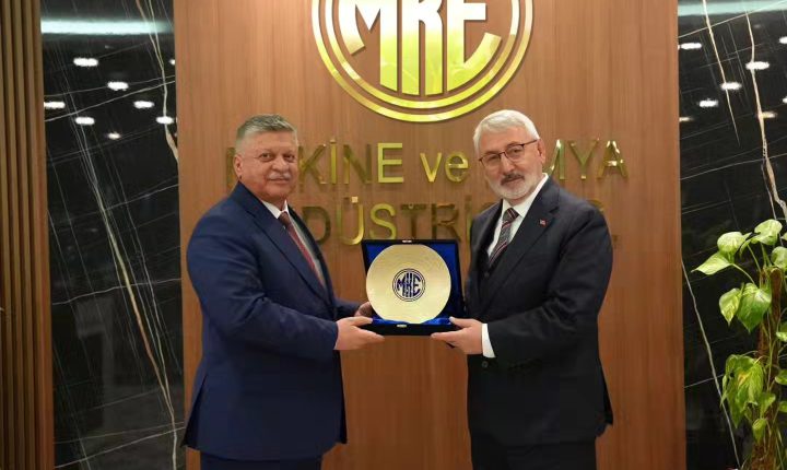 Irak Hava Savunma Kuvvetleri Komutanı Korgeneral Mohanad Ghalib Mohammed Al-Asadi ve beraberindeki heyet MKE’yi ziyaret etti.