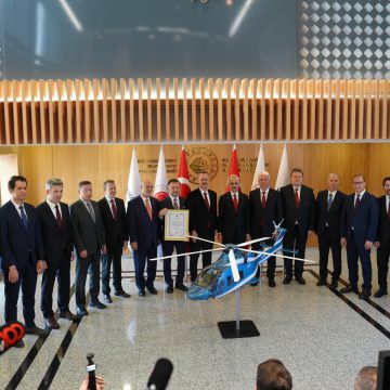 Türk Havacılığında Tarihi Gün: GÖKBEY Helikopteri Uçuşa Elverişlilik Sertifikasını Aldı ve Sivil Yolcu Taşıyabilen İlk Millî Helikopter Olarak Tarihe Geçti