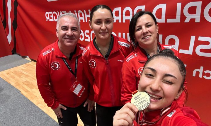 🇹🇷🏓 Ebru Acer’den Altın Madalya
