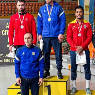 🇹🇷🤼 ULUSLARARASI DAN KOLOV – NIKOLA PETROV TURNUVASI’NDA: GÜREŞ MİLLİ TAKIMIMIZ,dan İLK GÜN 6 MADALYA…💪