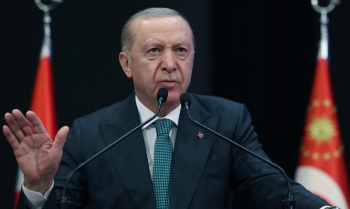 Türkiye Cumhuriyeti Cumhurbaşkanı Erdoğan: Kimse bu Türkiye Cumhuriyeti ‘ne diz çöktüremeyecek