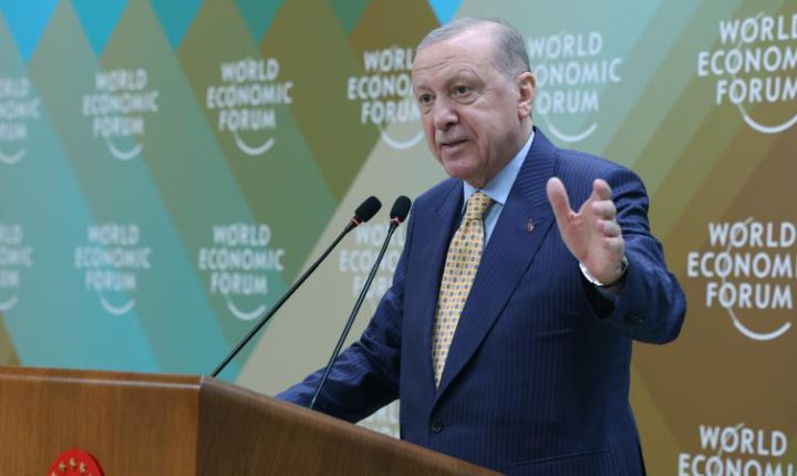 Türkiye Cumhuriyeti Cumhurbaşkanı Erdoğan: Anlamsız savaşın faturasını tüm insanlık ödüyor