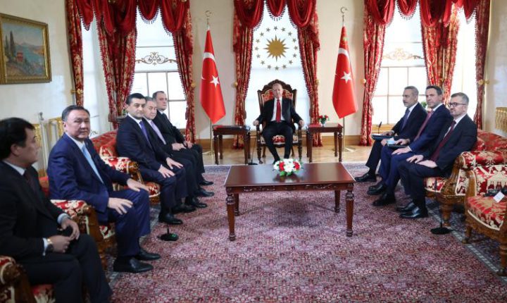 Türkiye Cumhuriyeti Cumhurbaşkanı Erdoğan, Türk Devletleri Teşkilatı heyetini kabul etti