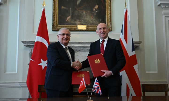 Türkiye Cumhuriyeti ve İngiltere, Eurofighter Typhoon Projesi kapsamında teknik ve lojistik destek sözleşmesi imzaladı
