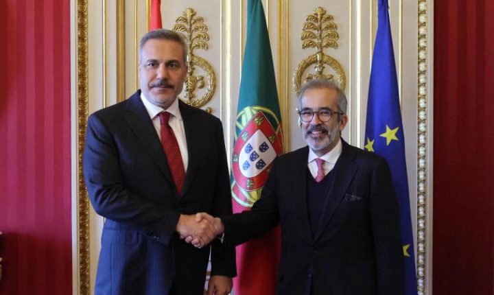 Türkiye Cumhuriyeti Dışişleri Bakanı Fidan, Portekizli mevkidaşı Rangel ile görüştü