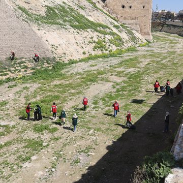 İHH, Halep Kalesi’nde Temizlik ve Düzenleme Çalışması Gerçekleştirdi