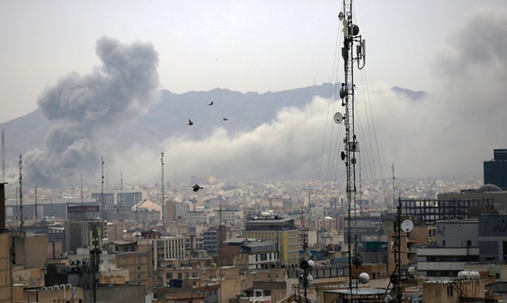 İran’ın Merkezi eyaletinde bir köye düzenlenen saldırıda 6 kişi hayatını kaybetti