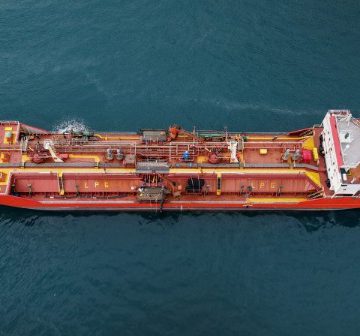 Suriye’nin Banyas Limanı’nda Doğalgaz Sevkiyatı Sürüyor