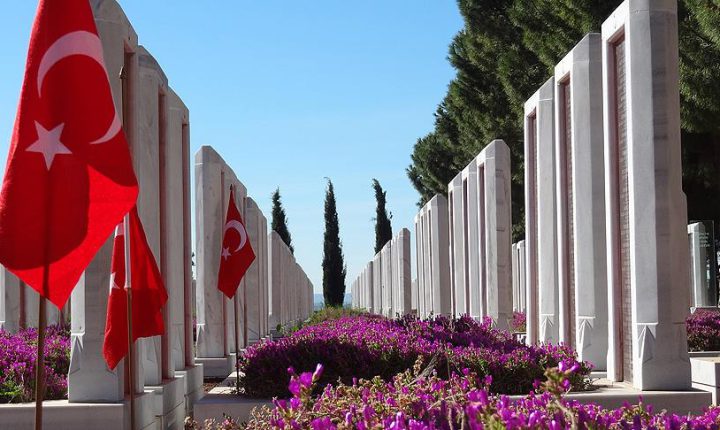 Suriye’de 18 Mart Şehitleri Anma Günü ve Çanakkale Zaferi dolayısıyla tören düzenlendi