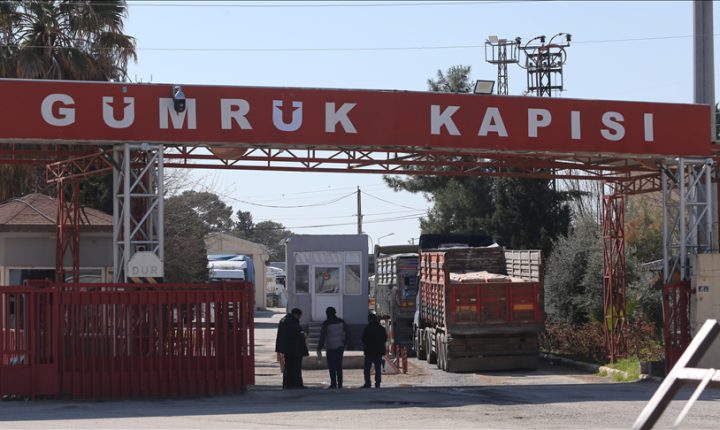 Suriye ile ticaret yapan ŞUTSO üyelerine Akçakale Gümrük Kapısı’ndan geçiş kolaylığı getirildi