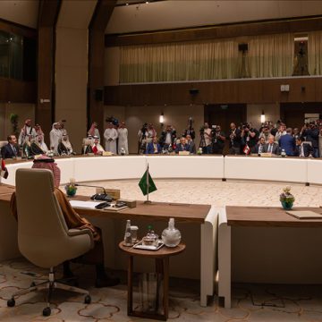 Suudi Arabistan’daki toplantıda İran’ın bölge ülkelerine saldırılarının durması istendi