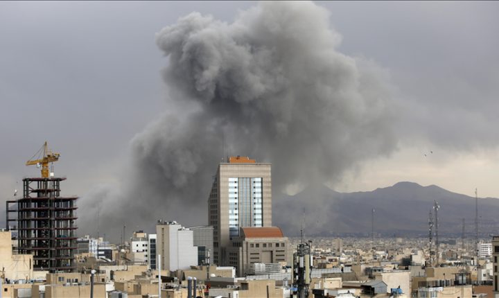 Tahran’da şiddetli patlamalar meydana geldi, İran’ın Körfez ülkelerine misilleme saldırıları devam ediyor