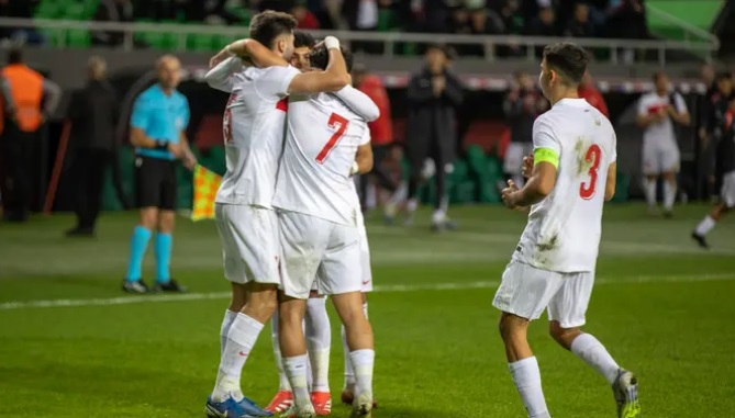 Ümit Milli Futbol Takımı’nın aday kadrosunda değişikliğe gidildi