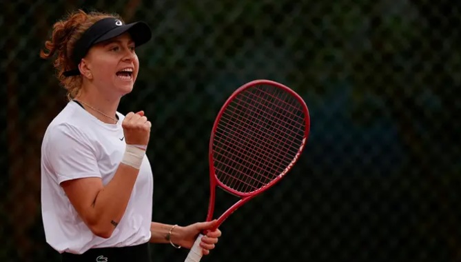 Milli tenisçiler, Hollanda’yı yendi