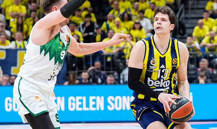 Temsilcimiz Fenerbahçe Beko, Zalgiris karşısında EuroLeague play-off eşleşmesinde durumu 2-0’a getirmek için sahaya çıkacak.