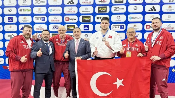 İbrahim Tataroğlu, Avrupa Judo Şampiyonası’nda Bronz Madalya Kazandı! 🥉🇹🇷