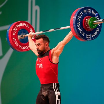 Ferdi Hardal Avrupa Üçüncüsü