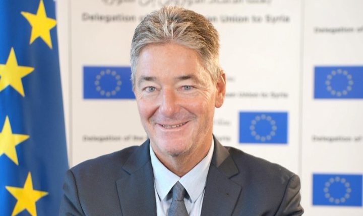 AB yetkilisi, Suriye içişleri bakanıyla işbirliği ve yeniden imarı görüştü