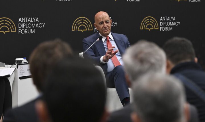 ABD’nin Ankara Büyükelçisi ve Suriye Özel Temsilcisi Barrack: Netanyahu sınırları umursamıyor