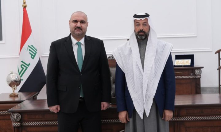 Ağa, Kerkük İl Meclisi üyesi Şeyh Zahir Enver el-Asi ile görüştü