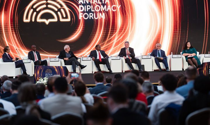 Dünya liderleri ve bakanlar yarın Antalya’da toplanıyor