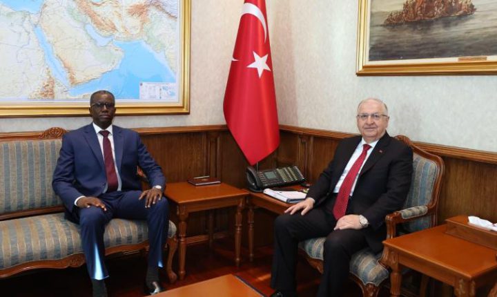 Bakan Güler, Nijer Savunma Bakanı Mody ile Görüştü