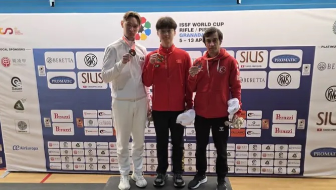 🎯 Buğra Selimzade, Dünya Kupası’nda Bronzla Döndü