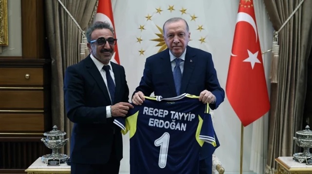 Türkiye Cumhuriyeti Cumhurbaşkanı Erdoğan, ABD- Türkiye Cumhuriyeti İş Konseyi Başkanı Hamdi Ulukaya’yı kabul etti