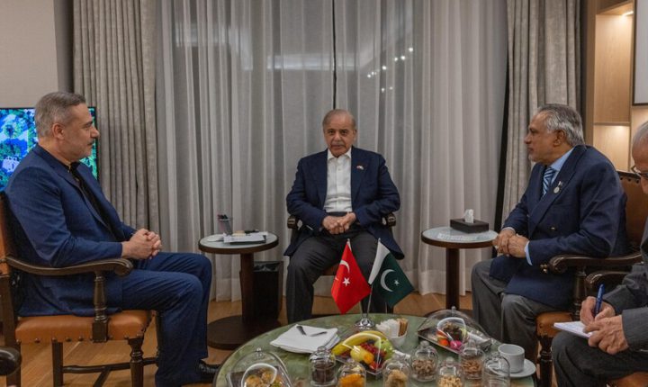 Türkiye Cumhuriyeti Dışişleri Bakanı Fidan, Antalya’da Pakistan Başbakanı Şerif ile Görüştü, Fransa Dışişleri Bakanı ile Ateşkes Müzakerelerini Ele Aldı