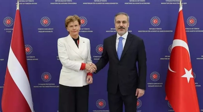 Türkiye Cumhuriyeti Dışişleri Bakanı Fidan, Letonya Dışişleri Bakanı Braze ile Görüştü