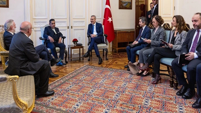 Türkiye Cumhuriyeti diplomaside dengeleyici rol üstleniyor