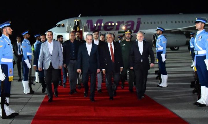 İran Dışişleri Bakanı Arakçi, İslamabad’a ulaştı