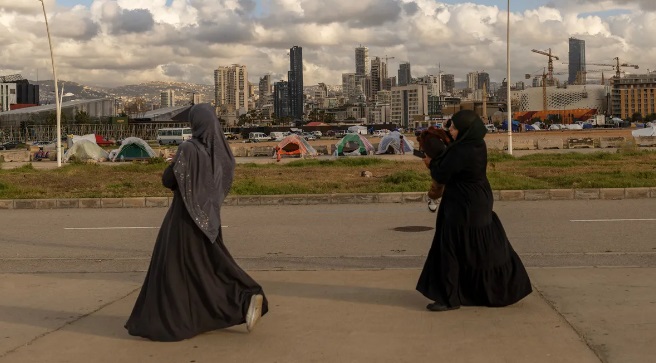 İsrail’in yerinden ettiği 200 bin Lübnanlı Suriye’ye göç etti