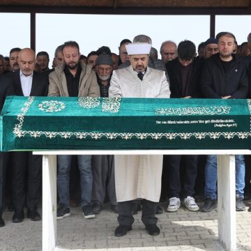 Kahramanmaraş’taki okul saldırısında hayatını kaybedenler son yolculuğuna uğurlanıyor